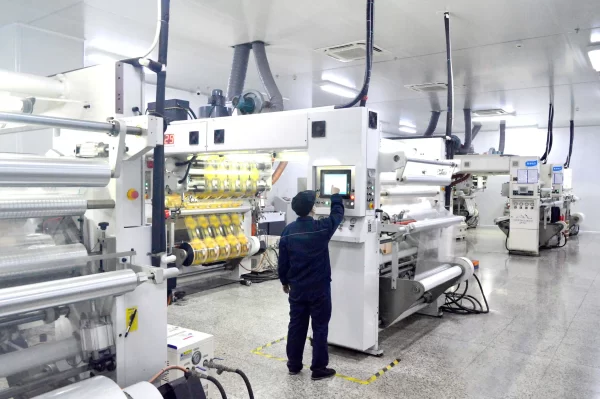 8-Solvent-free lamination machine-flexible packaging manufacturer